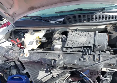 2016 Chevrolet Express 2500 Work Van z USA, uszkodzony, nr VIN 1GCWGAFF3G1127367